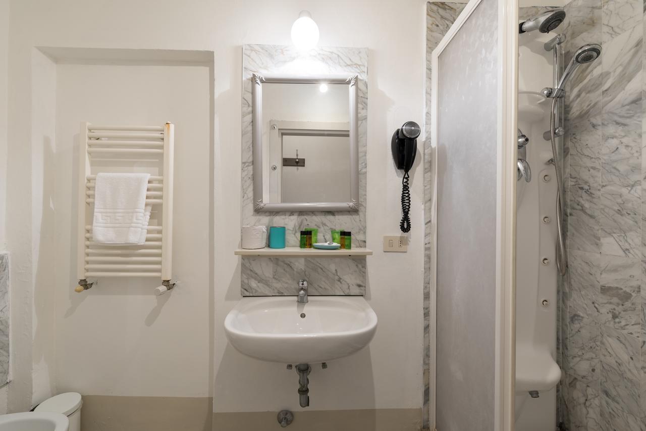 F7 - Santa Croce One Bedroom Flat For 2 Or 3 Guests Florence Ngoại thất bức ảnh